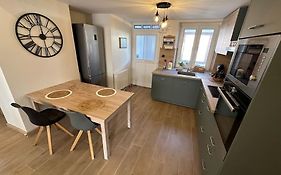 Magnifique Appartement F3. 4 A 6 Personnes